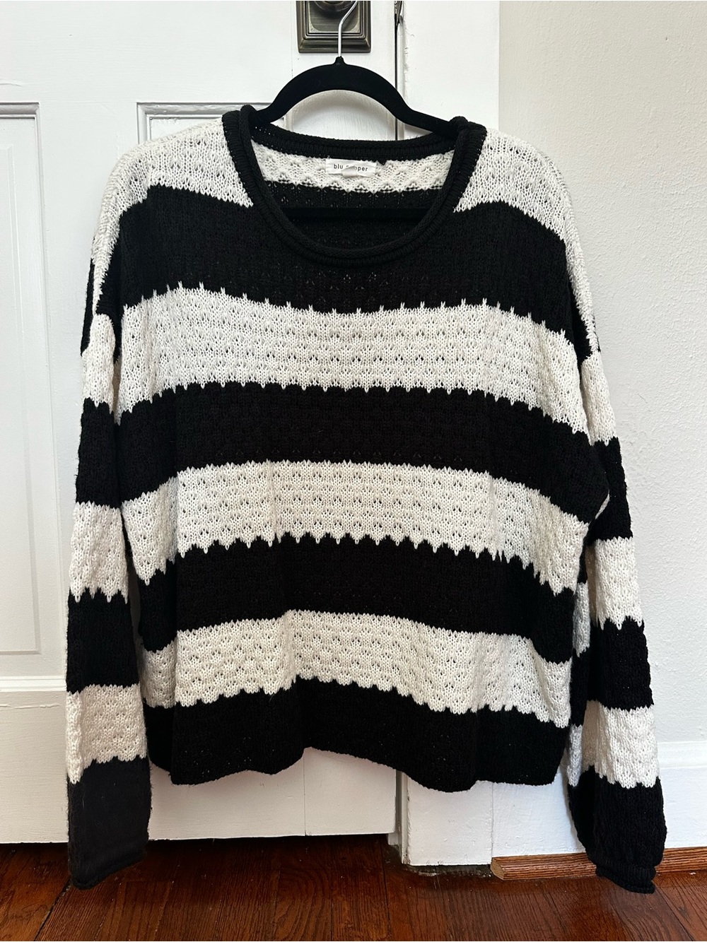 blu pepper- black & white knit sweater - Medium